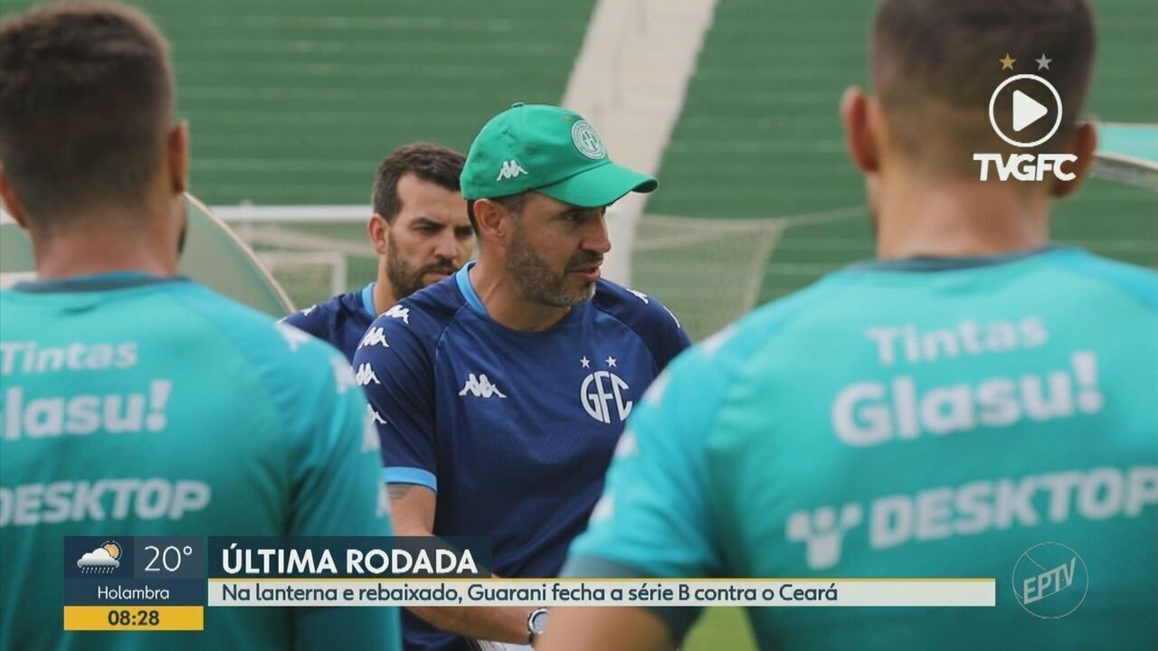 Mesmerizing Famalicão X Arouca: Duelo De Opostos Na 25ª Rodada Do Português Scene Art