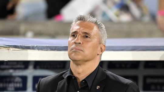 Crespo espera mudanças no São Paulo após goleada: "Um resultado deste pode acelerar as coisas"