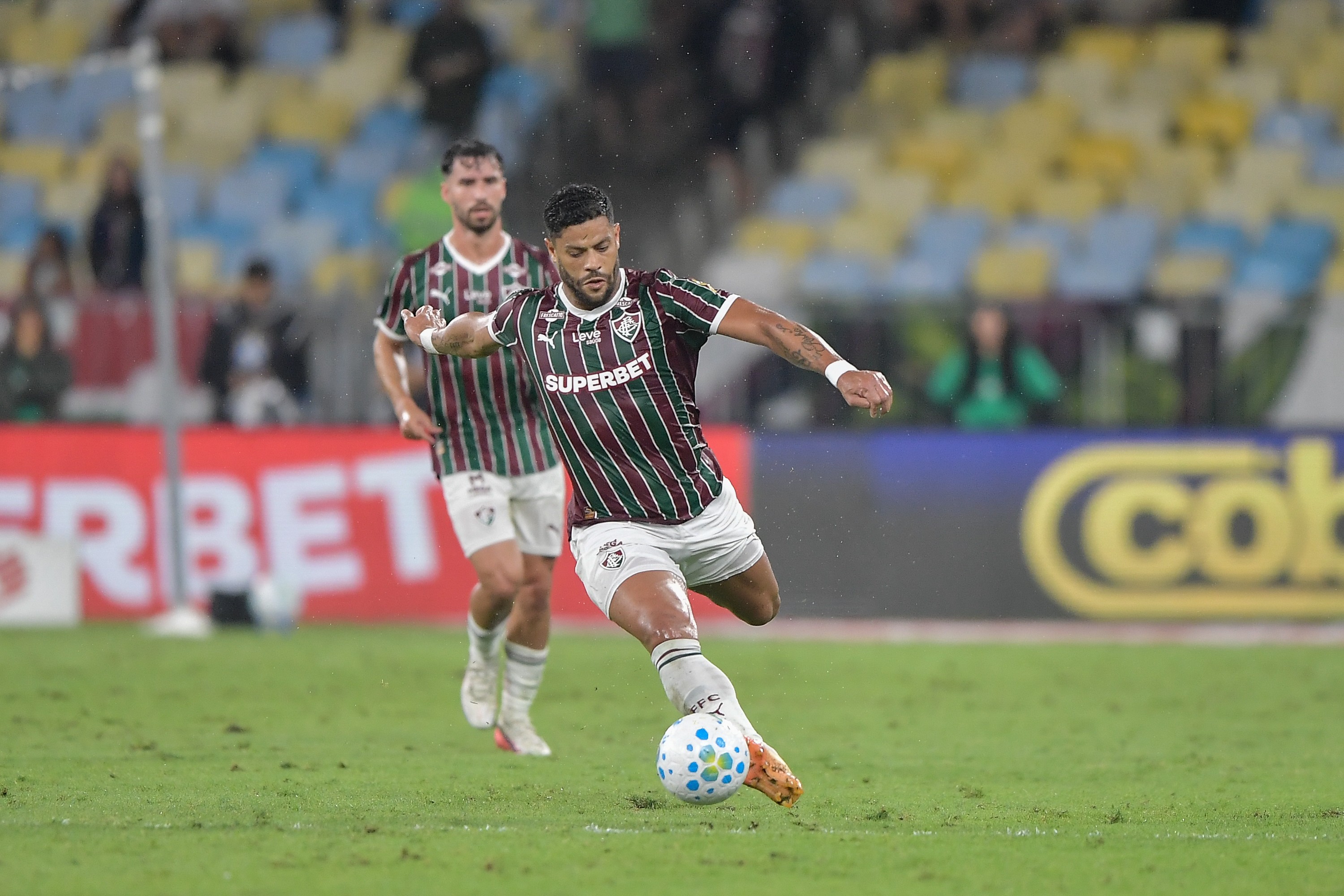 Hulk deixa ídolo do Fluminense para trás na lista dos maiores pontuadores do Cartola; veja