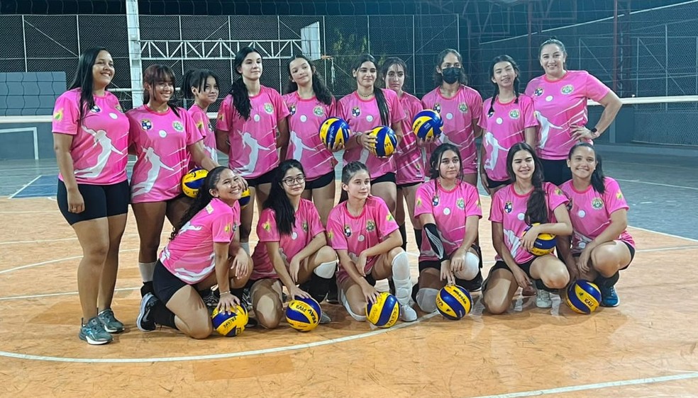Seleção Nacional Feminina de sub-17 faz jogo de preparação em