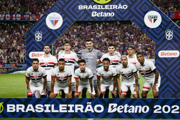 São Paulo tropeça contra o Fortaleza com pênalti de Igor Vinícius.