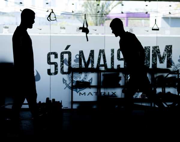 Formação do Corinthians com Três Zagueiros para Enfrentar o Fluminense