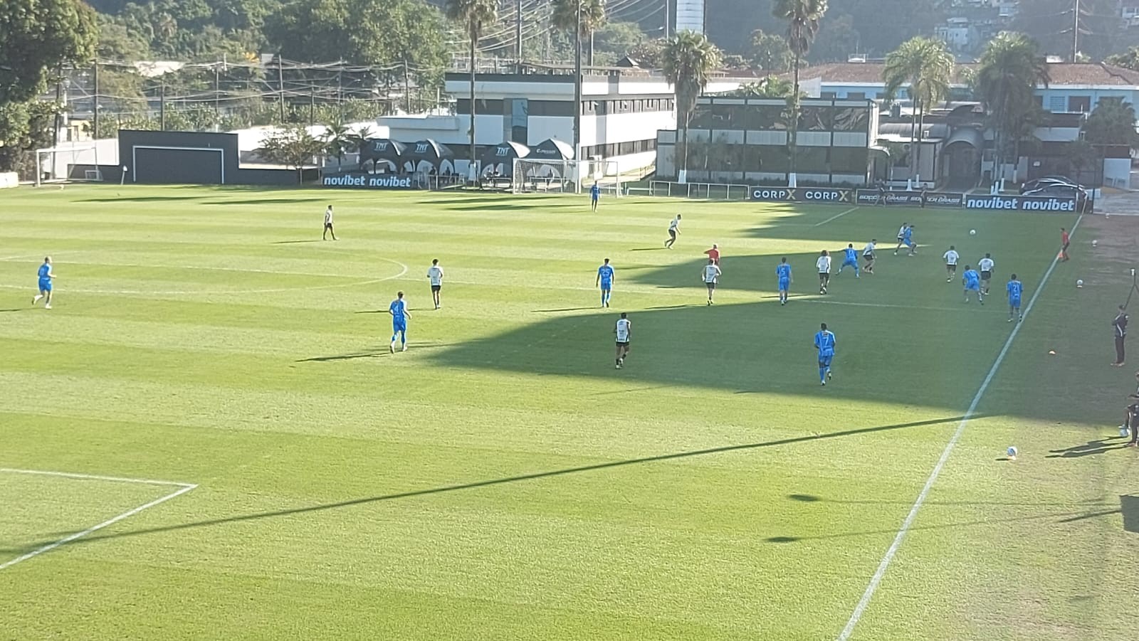 Santos empata sem gols com Osasco Sporting em jogo-treino no CT Rei Pelé