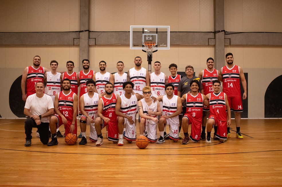 Equipe de basquete do River-PI — Foto: Carlos Estevam