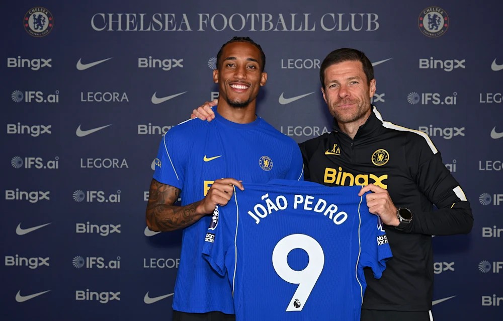 Chelsea anuncia renovação com João Pedro até 2034: "Desenvolvimento como líder perceptível"