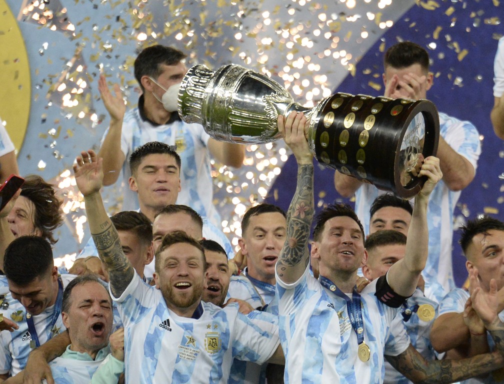 CONMEBOL anuncia utilização do cartão rosa na Copa América 2024