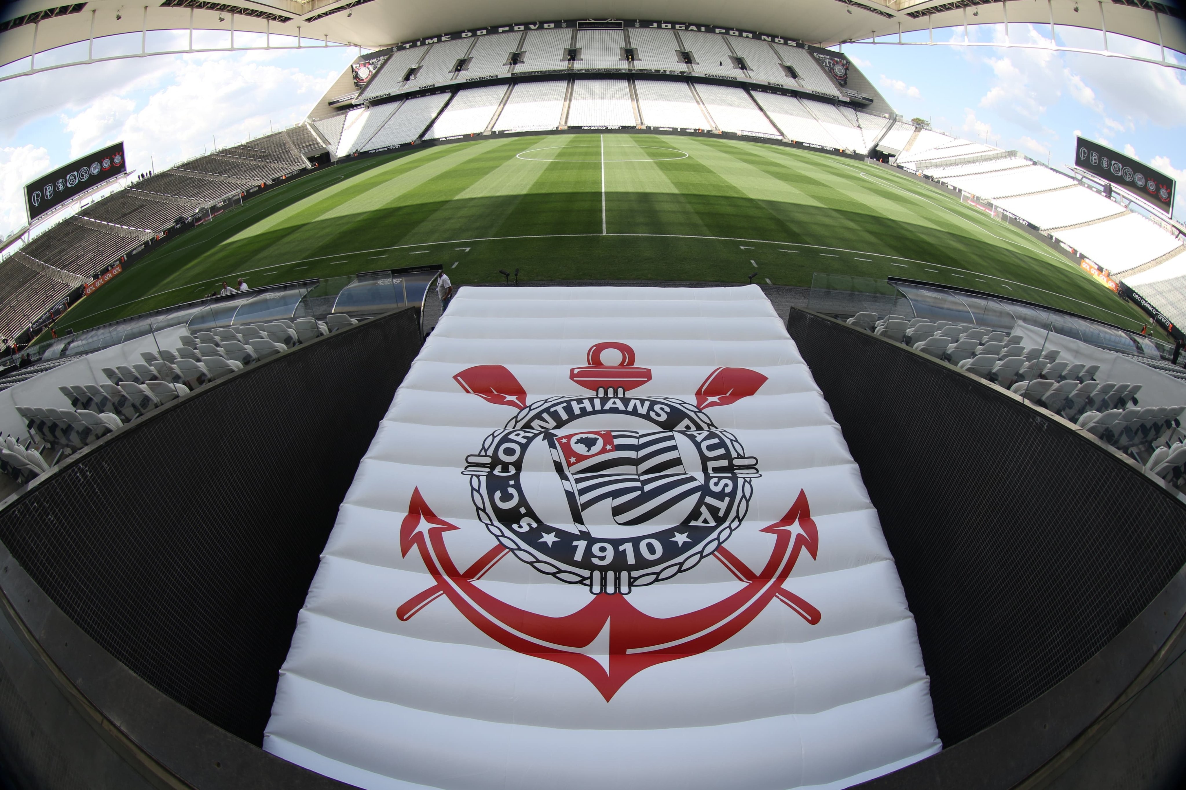 Corinthians apura e cobra dívidas de camarotes na Arena: detalhes importantes.