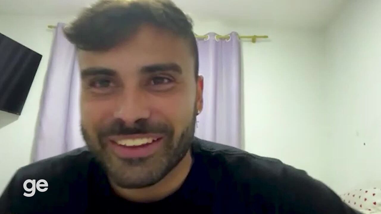 Ex-Flamengo, “jogador dublê” roda o mundo e vive do futebol fora dos holofotes