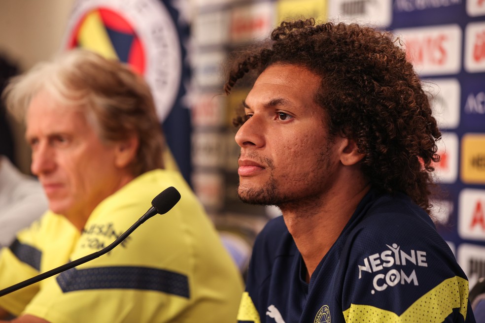 Willian Arão Jorge Jesus Fenerbahçe — Foto: Getty Images
