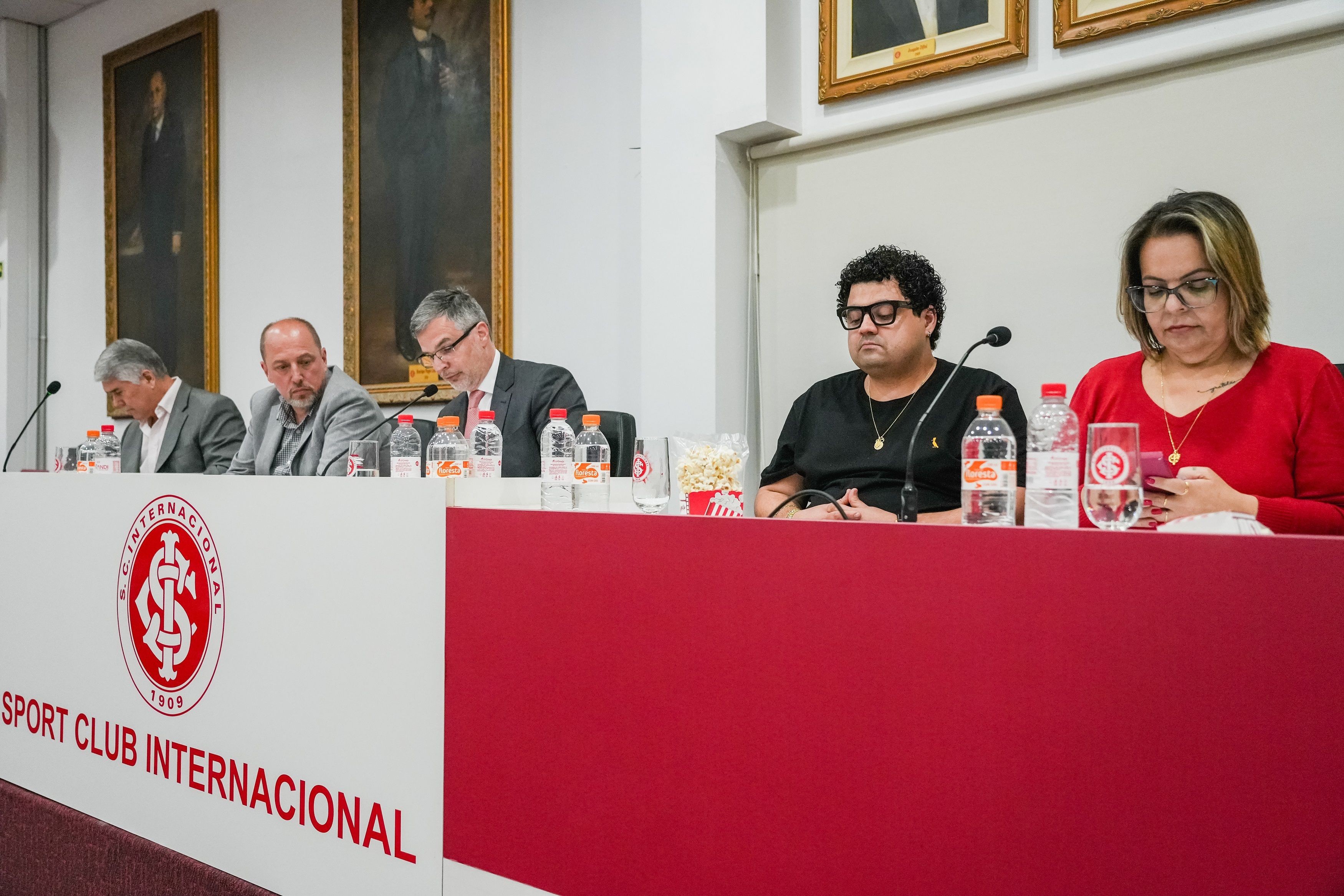 Inter tem déficit de R$ 15,4 mi e futebol gasta R$ 20 mi mensais