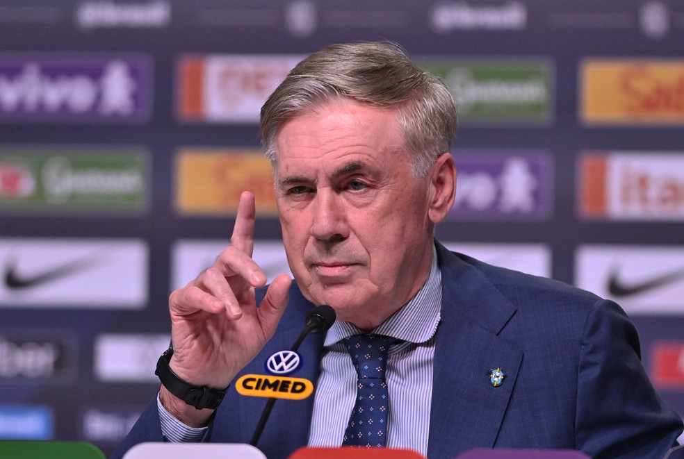 Carlo Ancelotti vai convocar a seleção brasileira para a Copa em 18 de maio — Foto: André Durão