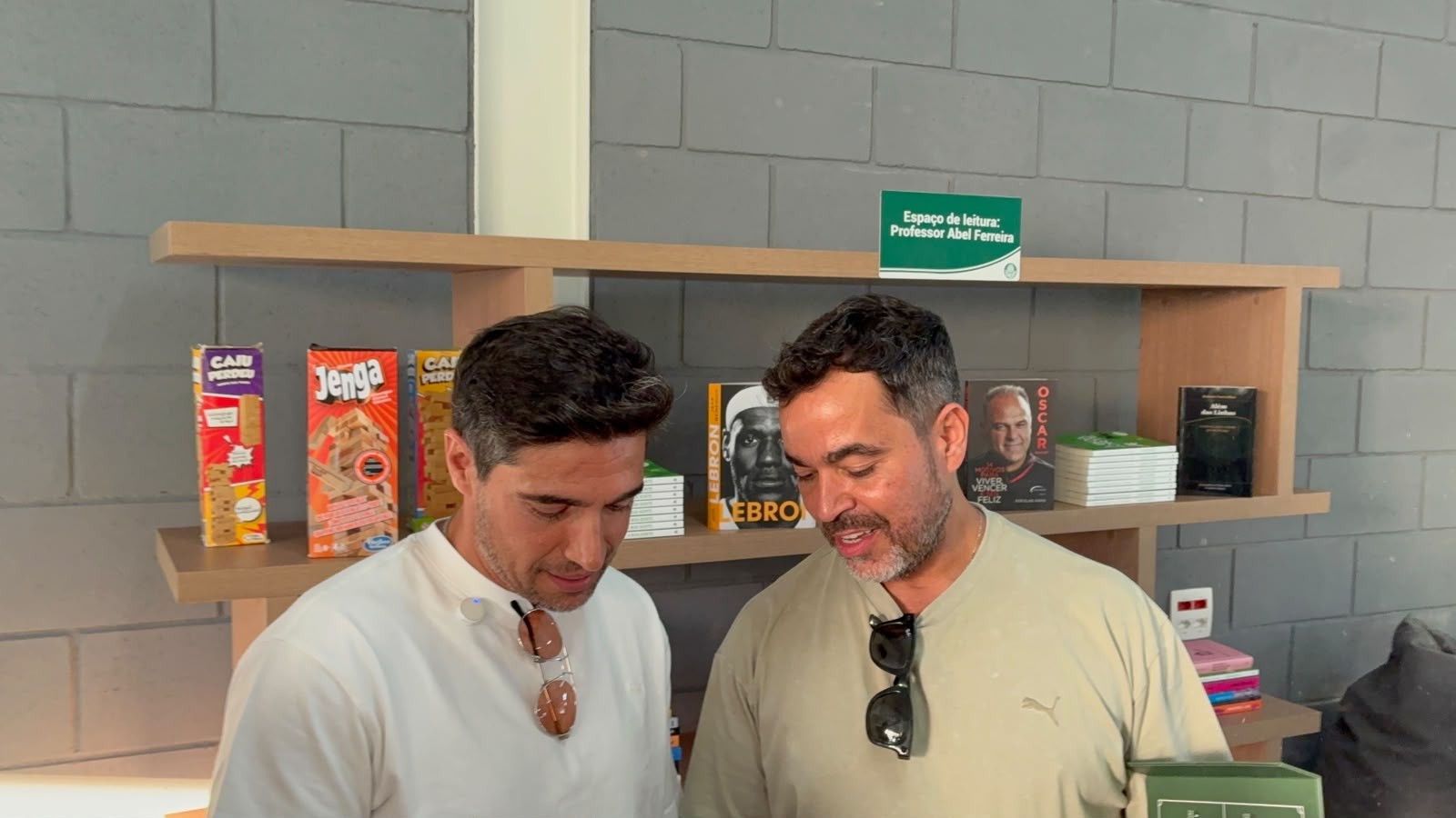 Abel Ferreira detalha nova filosofia 'tríplice' para a base do Palmeiras
