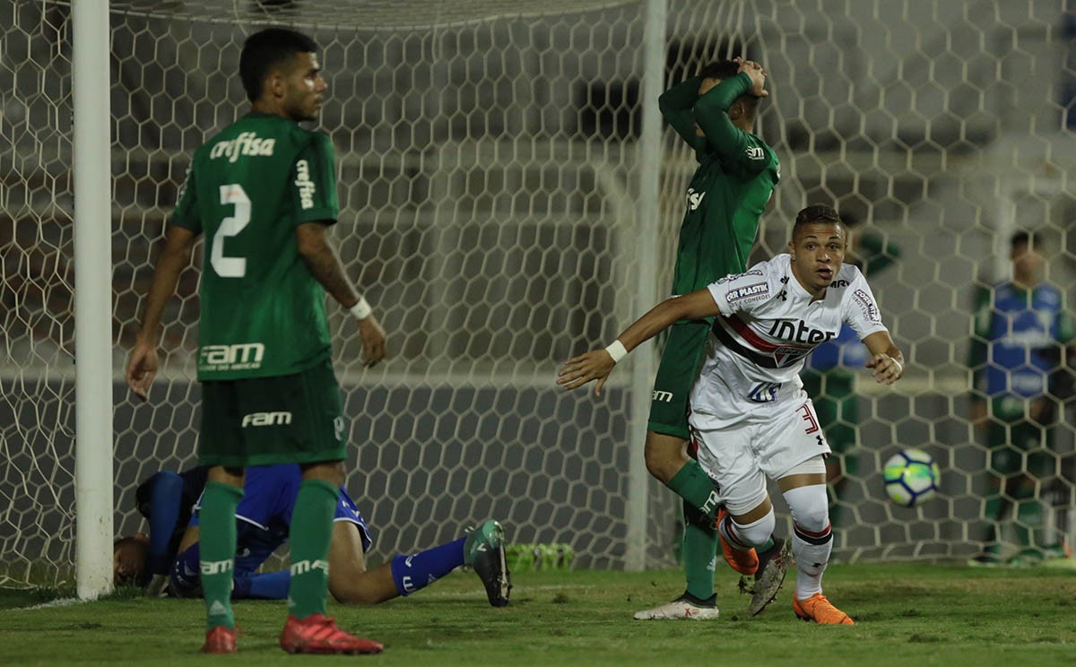 São Paulo empata com Palmeiras no fim e passa para final da Copa do ...