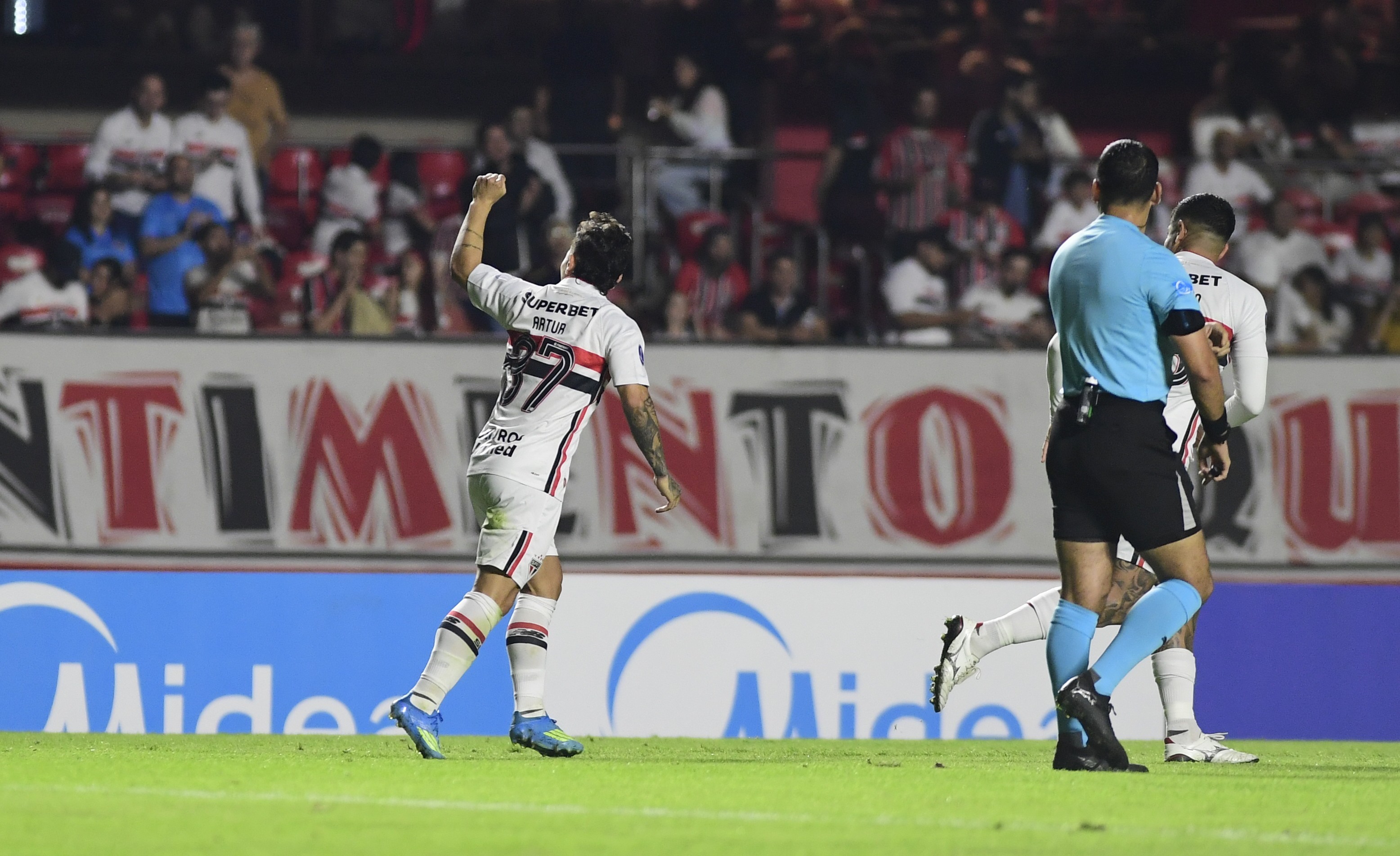 Análise: fim do jejum de vitórias dá tranquilidade para Dorival pensar no futuro do São Paulo