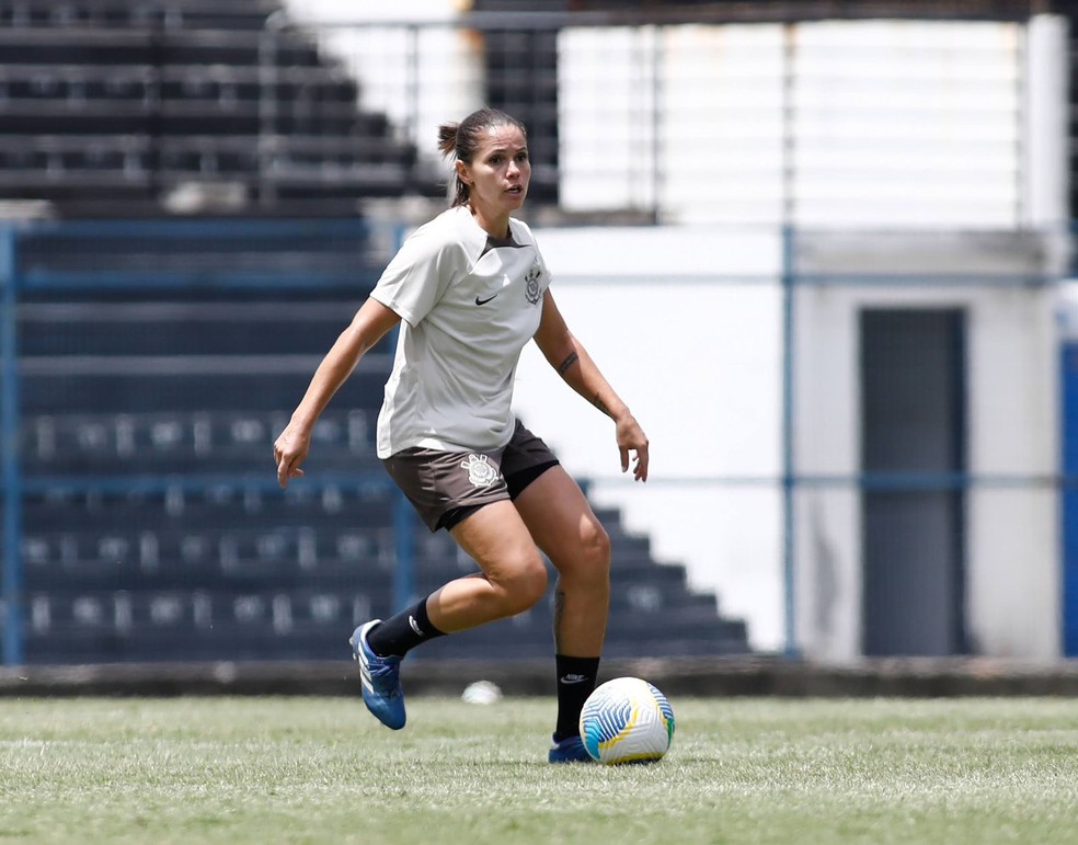 Erika em treino do Corinthians — Foto: Rodrigo Gazzanel/Agência Corinthians
