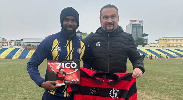 Achei! Herói contra Orlando City há nove anos, Luiz Antonio desbrava o Vietnã com técnico fã do Flamengo