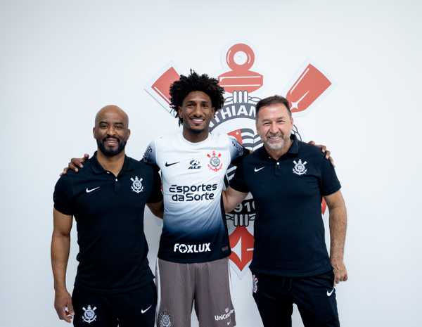 Corinthians Oficializa Contratação de Talles Magno para a Temporada.