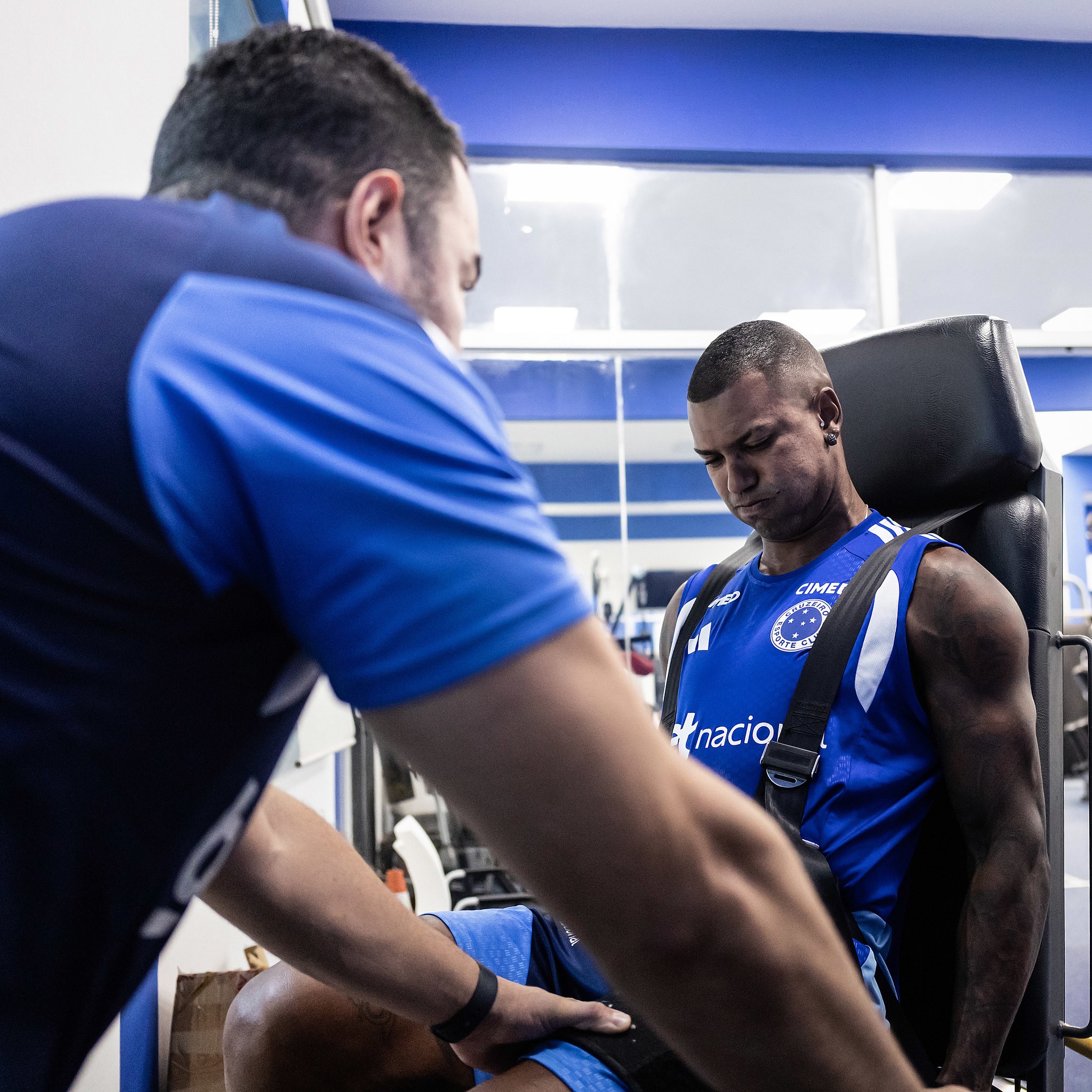 Cruzeiro 5 x 0 Uberlândia: Walace ausente por sondagens no Mineiro 2026
