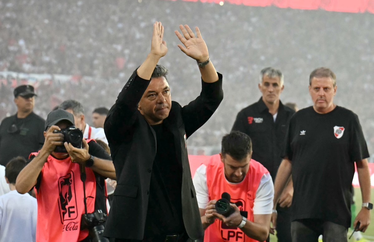 Gallardo se despede do River Plate em meio a aplausos e um futuro incerto