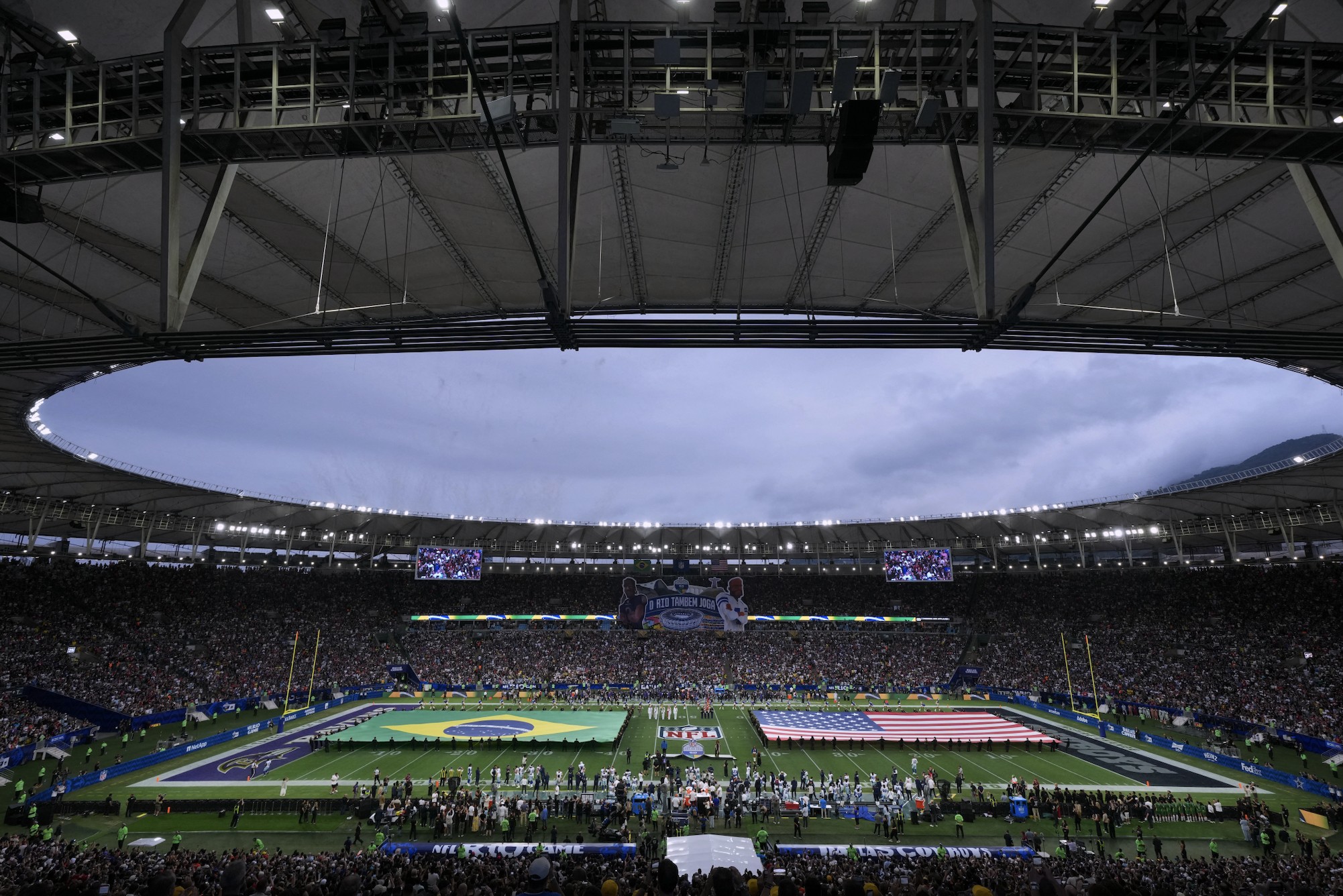 Péricles, Evidências e Ravens como "time do Brasil": ambiente de 1º jogo no Maracanã encanta a NFL