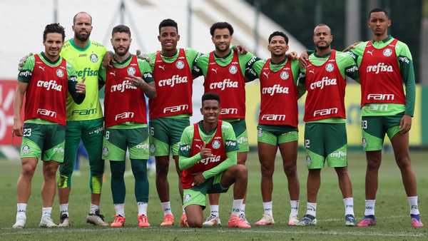 Palmeiras busca nono título brasileiro com determinação e confiança no elenco.