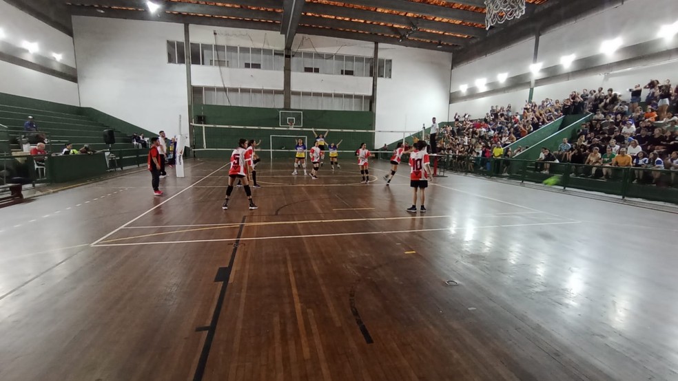 Abertura do VI Jogos Internos da Escola Estadual Rotary 2023 – Santana 360  graus