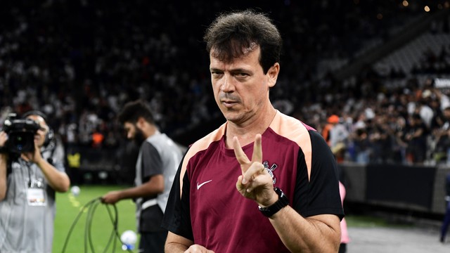 Fernando Diniz em Corinthians x Santa Fé