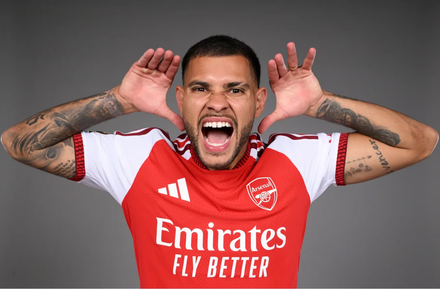 Bruno Guimarães fala pela primeira vez no Arsenal: "Precisava de um novo desafio"