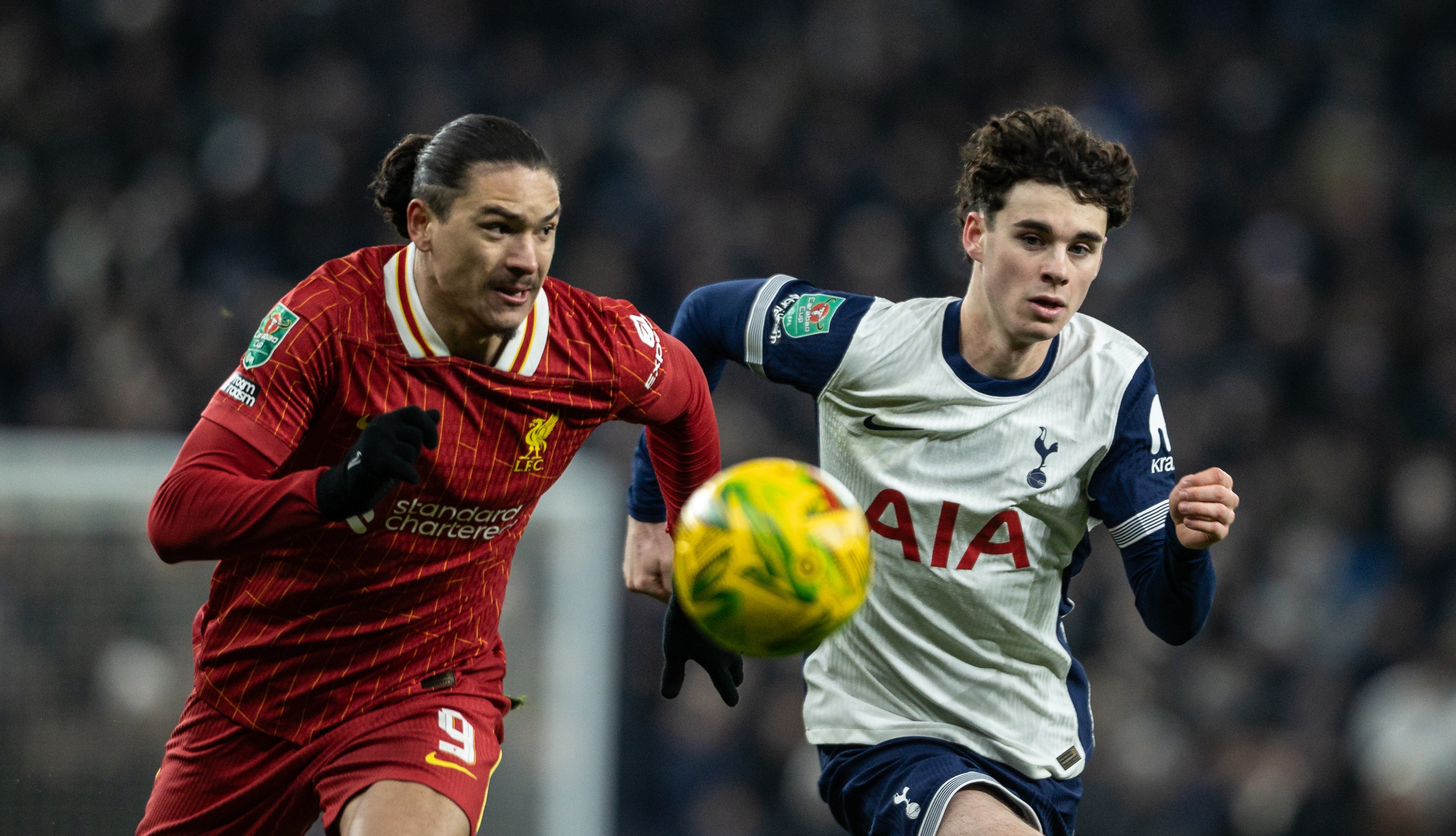 Liverpool x Tottenham na Copa da Liga Inglesa: onde assistir ao vivo e horário