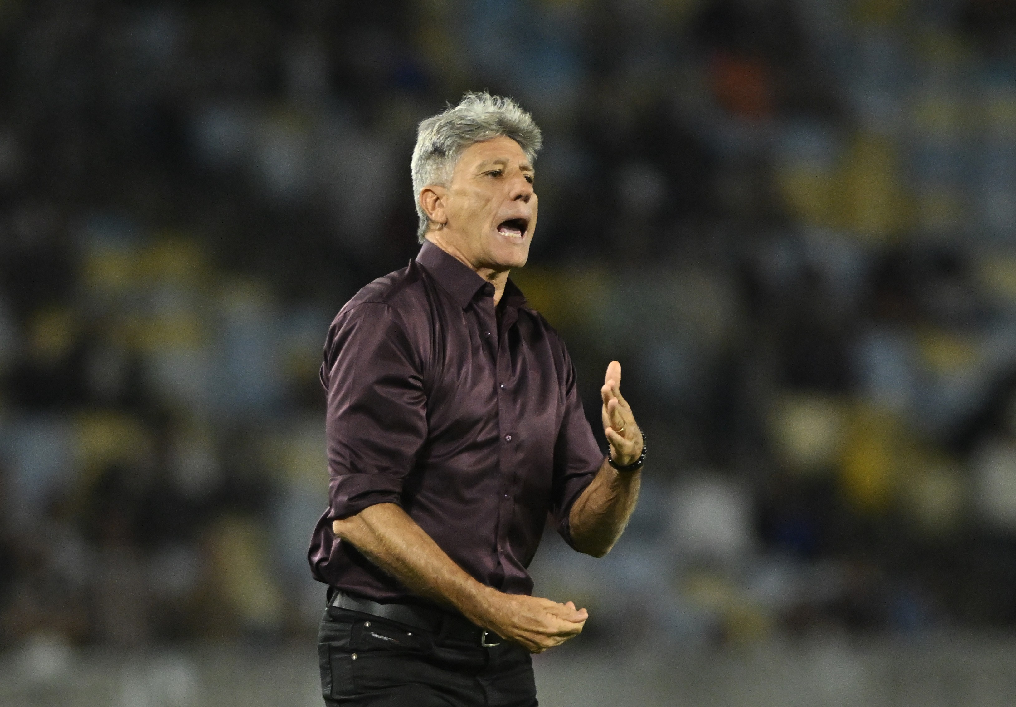Renato Gaúcho justifica uso de reservas e vê Fluminense melhor do que Corinthians em derrota