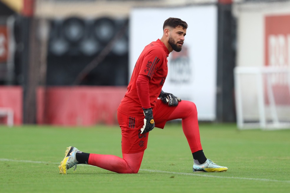 Matheus Cunha em treino do Flamengo &mdash; Foto: Gilvan de Souza/Flamengo