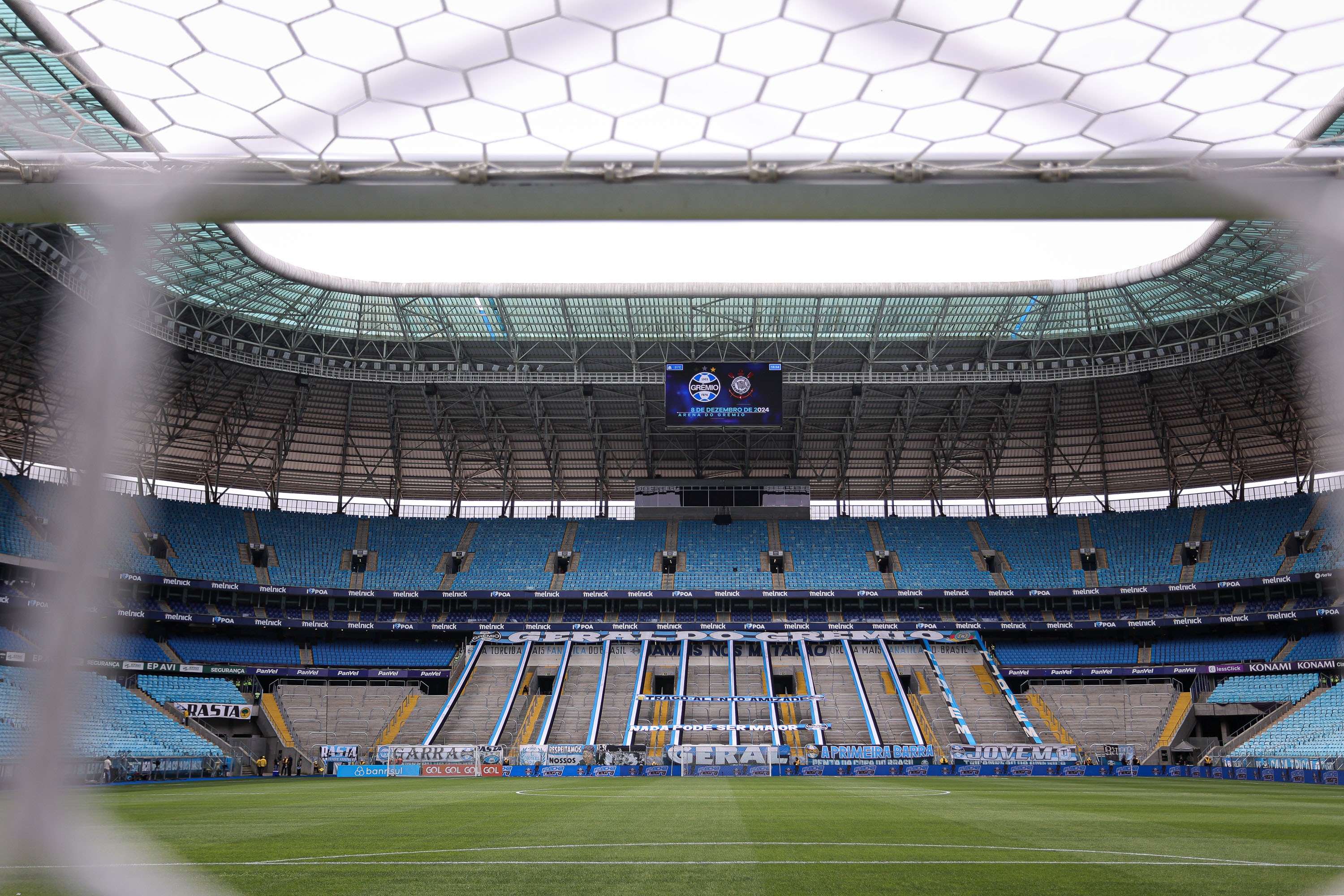 Grêmio comemora venda da gestão da Arena para empresário gaúcho