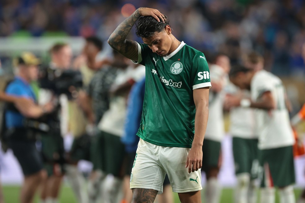 Richard Ríos após Palmeiras x Chelsea — Foto: Jonathan Moscrop/Getty Images