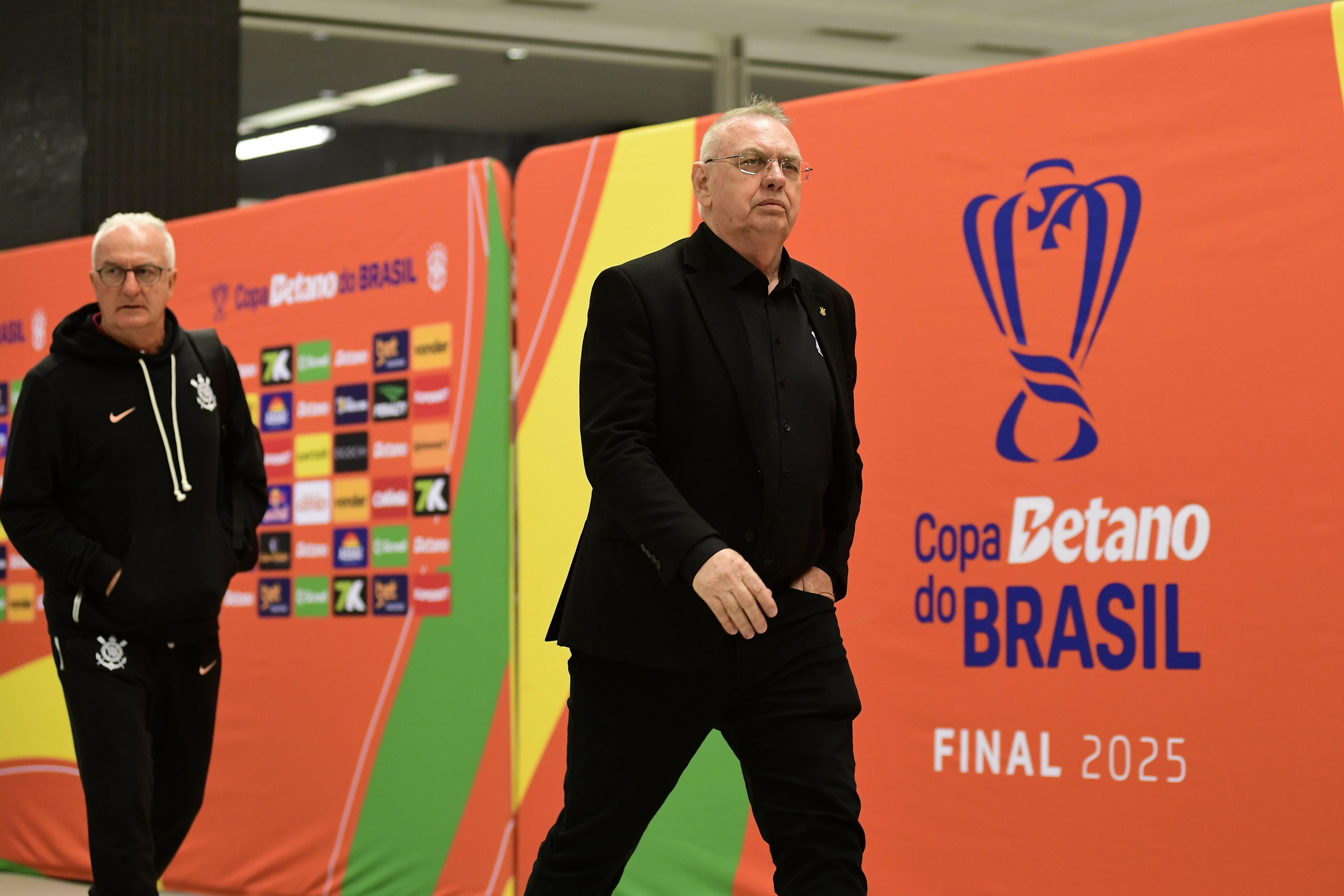 Corinthians calcula que precisa de empréstimo de R$ 70 milhões | Ge