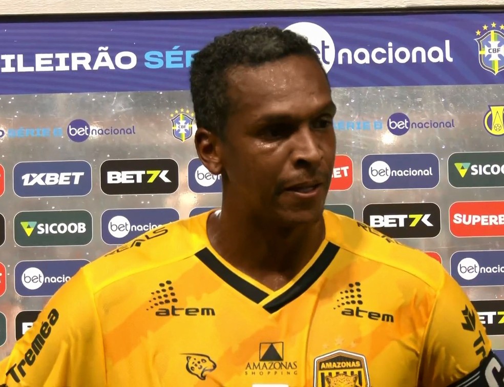Jô durante jogo do Amazonas  — Foto: Reprodução