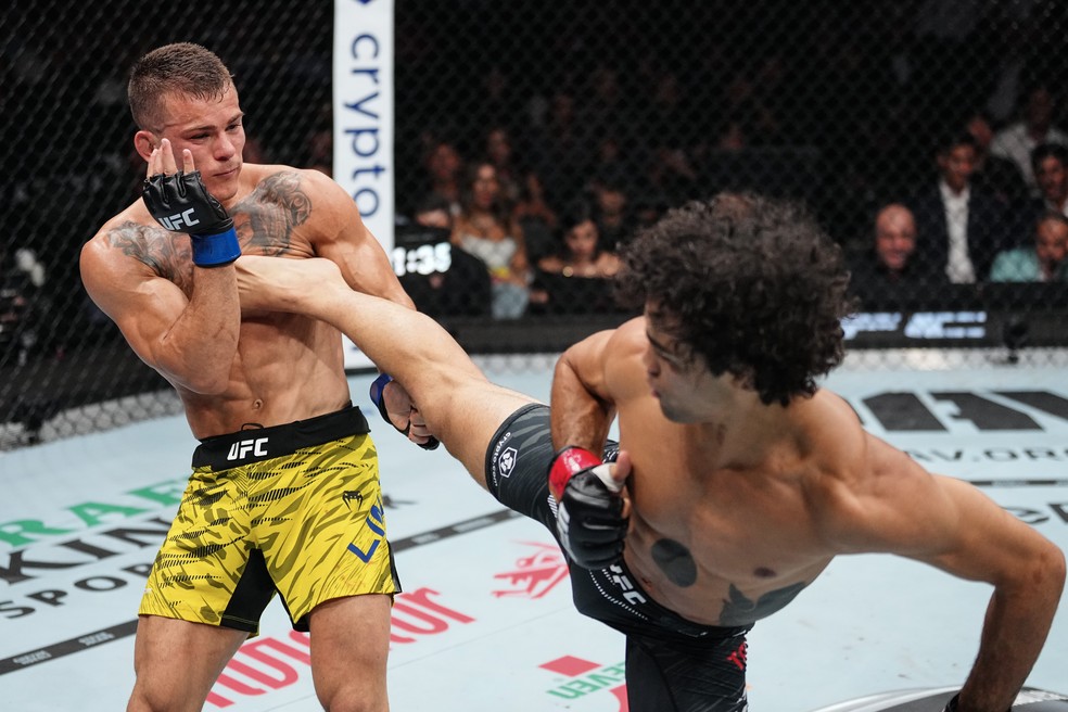 Payton Talbott venceu Felipe Lima por decisão unânime (triplo 29-28) — Foto: Jeff Bottari/Getty Images
