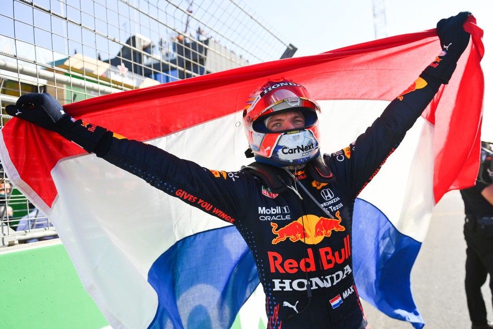 Max Verstappen venceu pela primeira vez em casa, no GP da Holanda — Foto: Dan Mullan/Getty Images