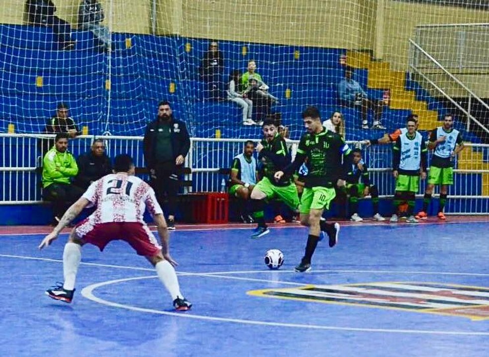 Impacto Futsal goleia São Bernardo e conquista a primeira vitória