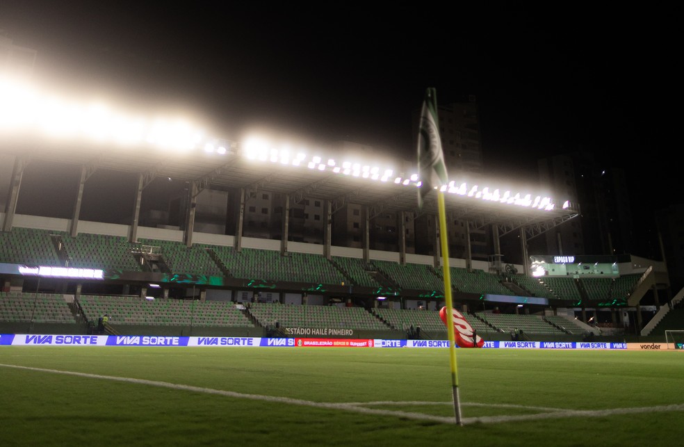 Estádio da Serrinha será palco de Goiás x América-MG neste sábado — Foto: Mateus Dutra/AGIF