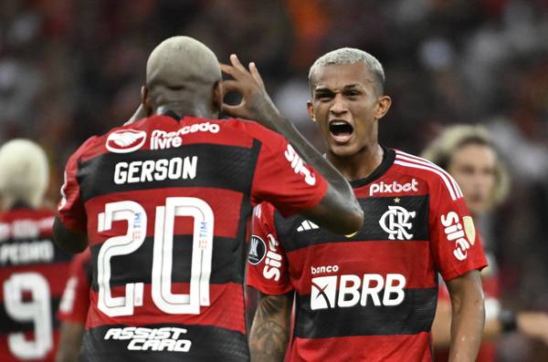 Jogadores do Flamengo comemoram título e provocam: 'Palmeiras não tem  mundial