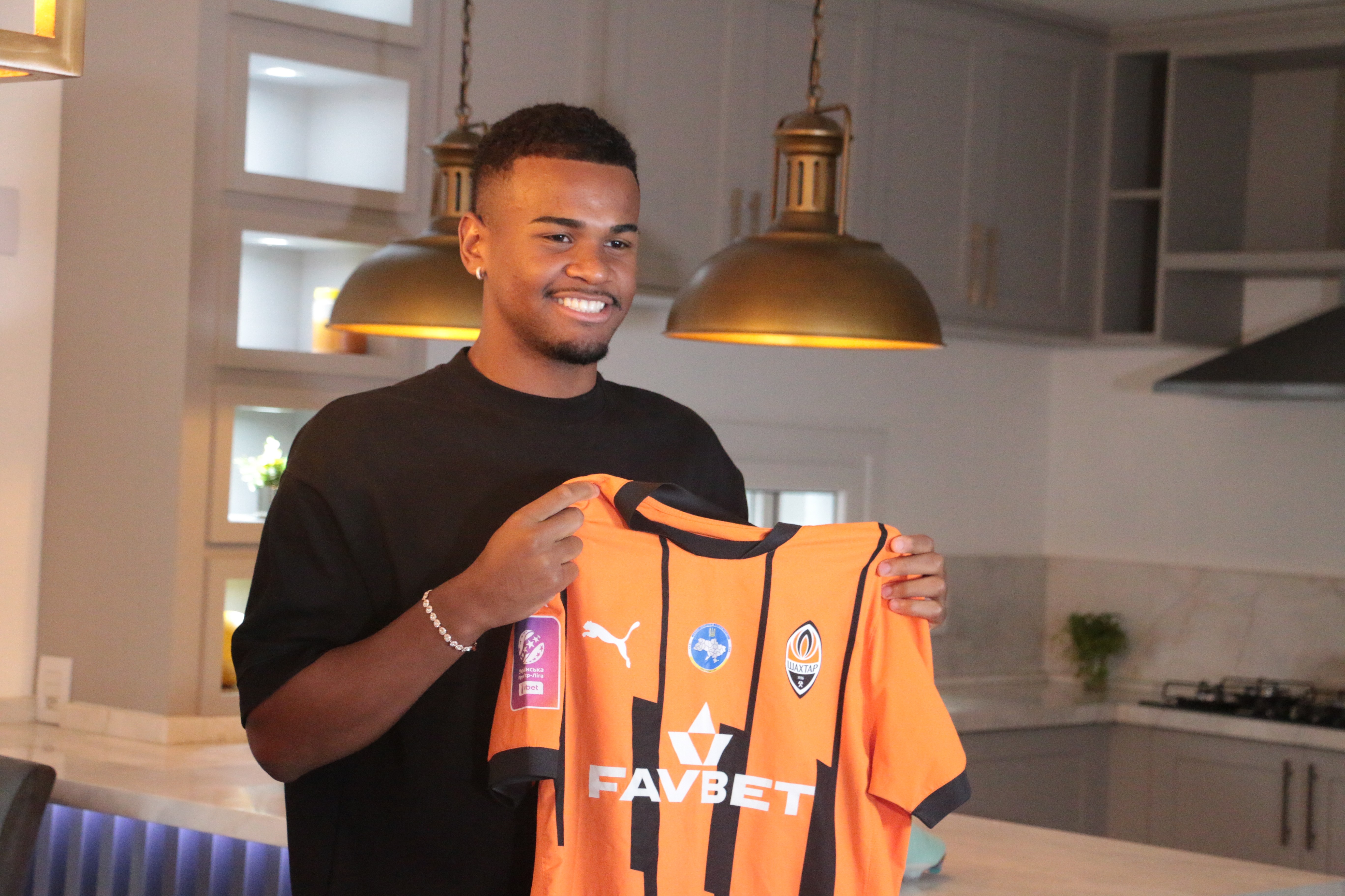 Surpresa na Seleção, Alisson Santana foi reprovado em teste no Inter e quase jogou no Grêmio
