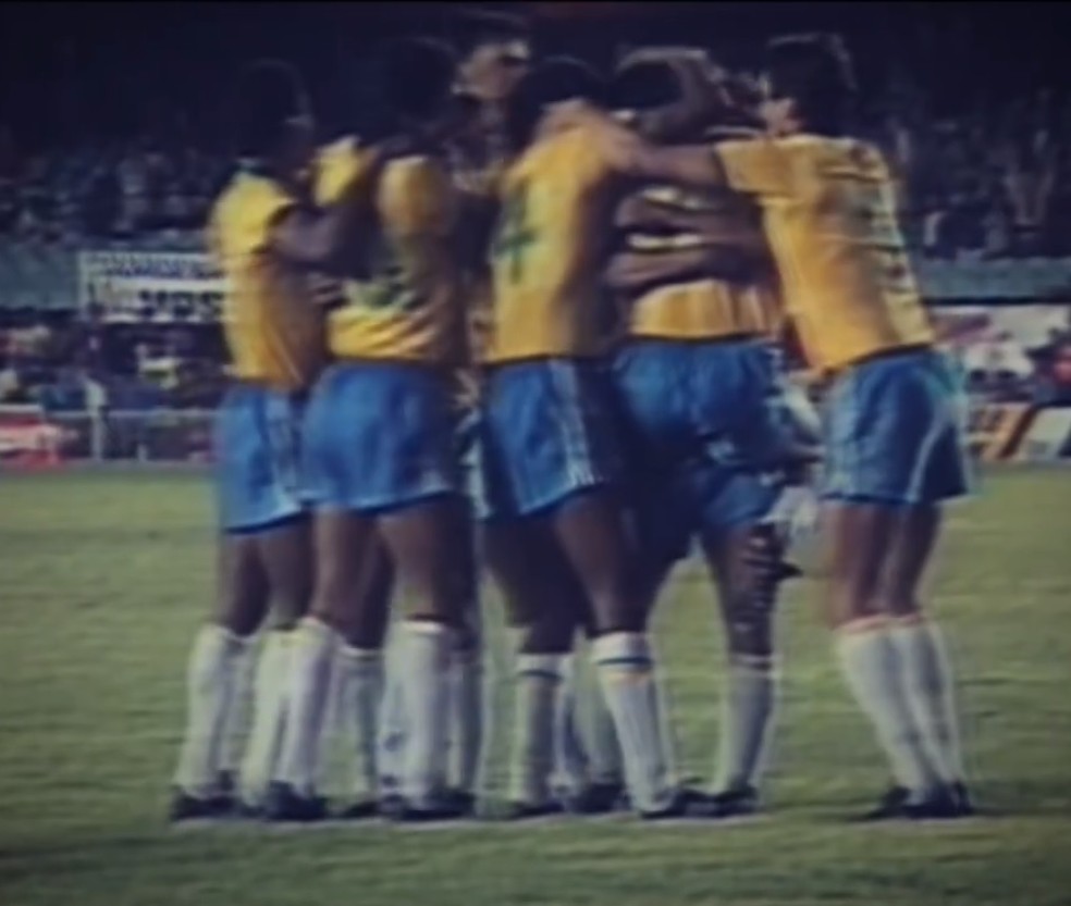 Você lembra em quais clubes brasileiros os jogadores da seleção já atuaram?  Faça o teste