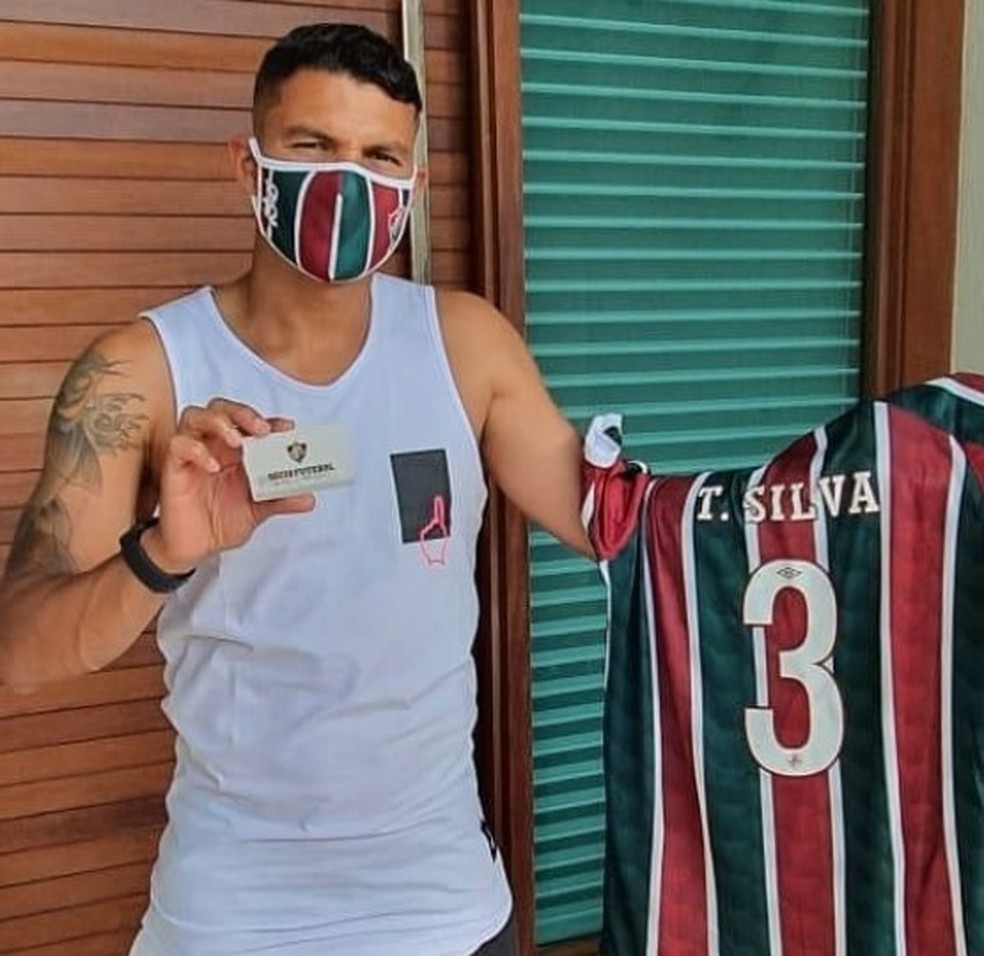 Sonho da torcida do Fluminense, Thiago Silva reforça permanência