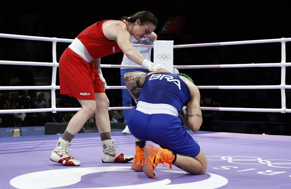 Beatriz Ferreira é derrotada na semifinal das Olimpíadas de Paris — Foto: REUTERS