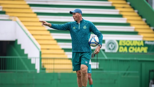 Chape encara Santos e Goiásluva bet melhor horário para jogarsequência na Arena Condá  - Foto: (Tiago Meneghini/ACF)