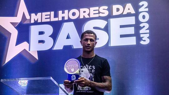 Amazonas acerta com o melhor lateral-esquerdo do Campeonato Cearense Sub-20