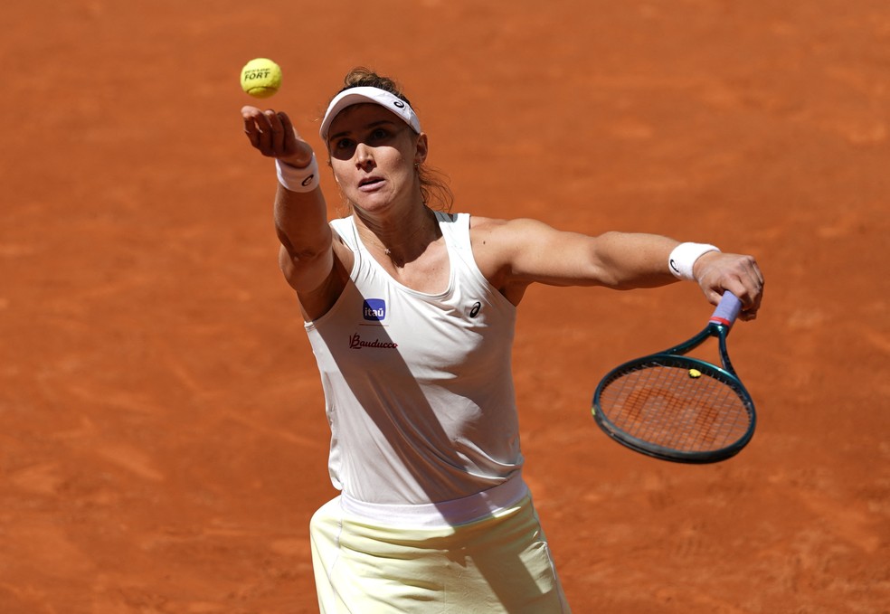 Beatriz Haddad Maia no Madrid Open — Foto: REUTERS/Ana Beltran