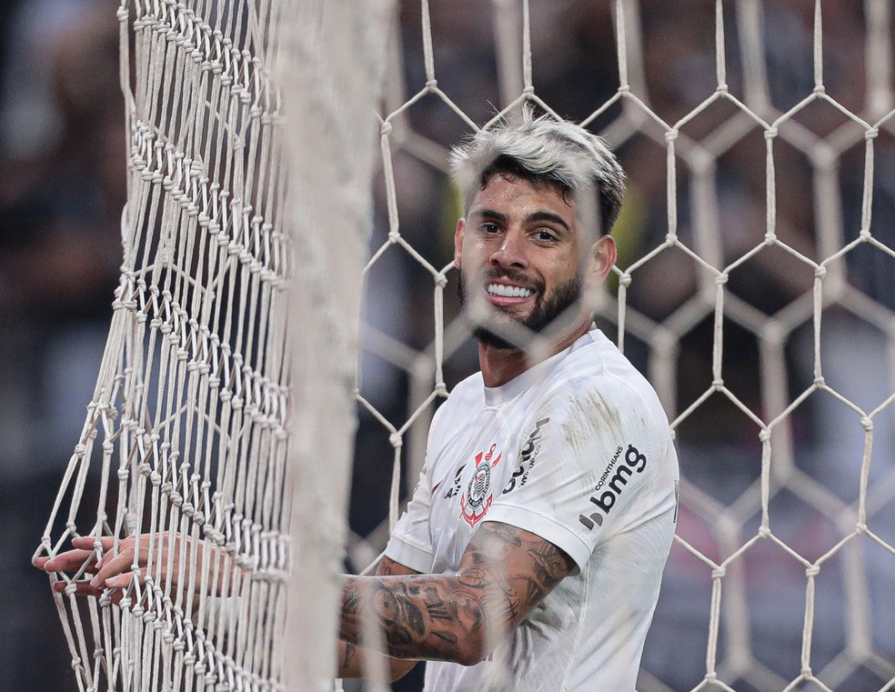 Yuri Alberto lamenta gol perdido contra o Atlético-MG na estreia do Brasileirão  — Foto: Rodrigo Coca/Agência Corinthians