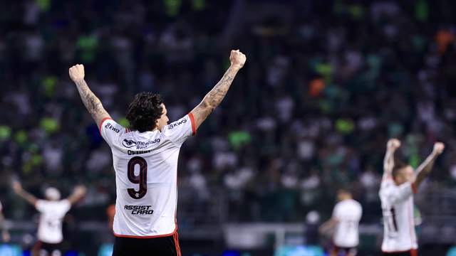 Pedro comemora a classificação do Flamengo contra o Palmeiras