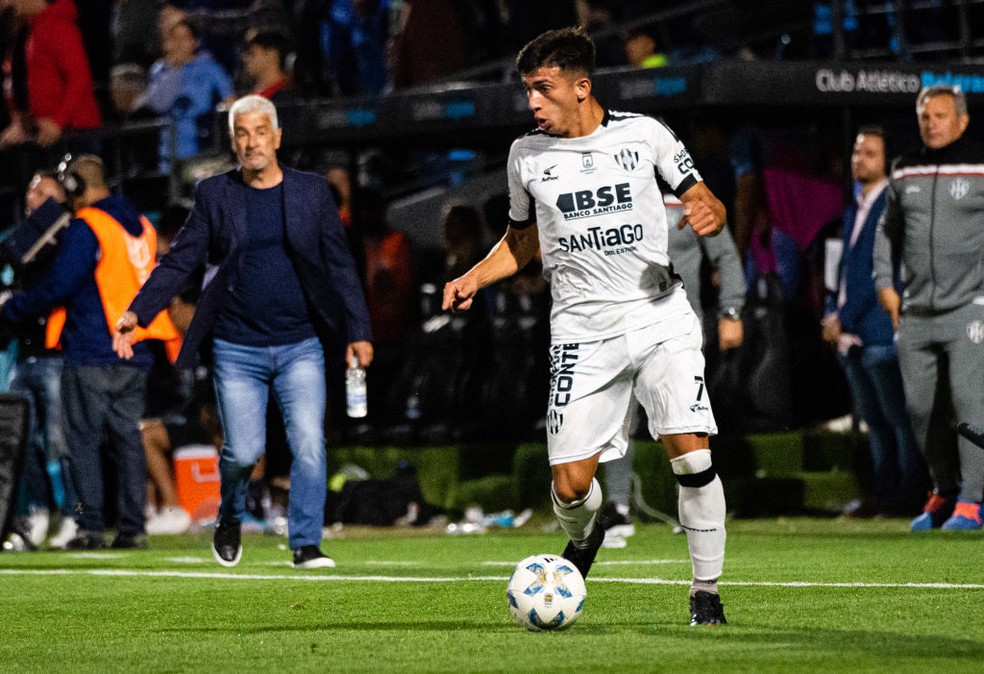 Argentino Mateo Sanabria, de 20 anos, interessa ao Corinthians — Foto: Cesar Heredia/Eurasia Sport Images/Getty Images